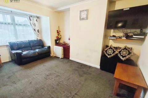 3 bedroom end of terrace house for sale, Crossfield Road, Birmingham B33