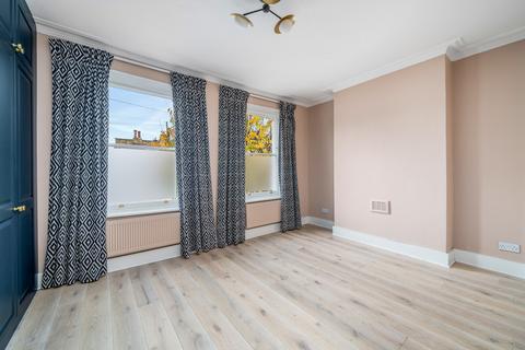 5 bedroom terraced house to rent, Candahar Road, Battersea SW11