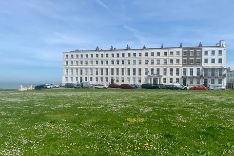 3 bedroom apartment for sale, Paragon Court, Margate