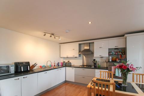 2 bedroom apartment to rent, Commonhall Street, Cheshire CH1