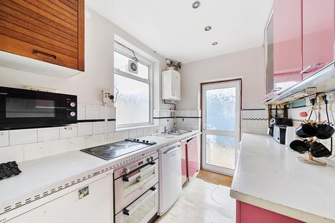 3 bedroom semi-detached house for sale, Roe Green, London NW9