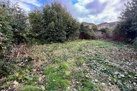 undefined, Land adjacent, 5 The Glade