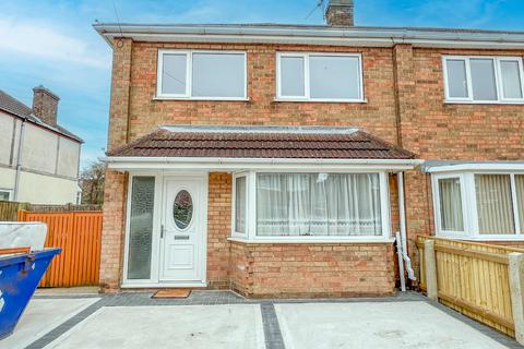 3 bedroom semi-detached house for sale, Springway Crescent, Grimsby, DN34