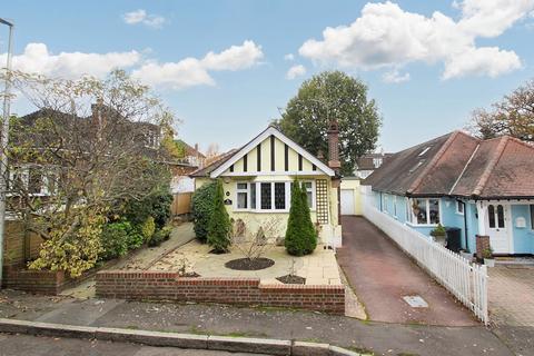 2 bedroom detached bungalow for sale, Knighton Close, Woodford Green