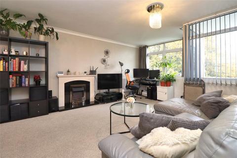 2 bedroom flat for sale, Park View Court, Surrey GU22