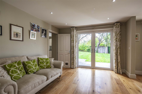 2 Spencer Close, Goring, Reading, RG8 0DW
