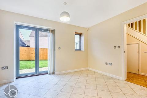 12 Pikes Marsh, Bures, CO8 5AQ