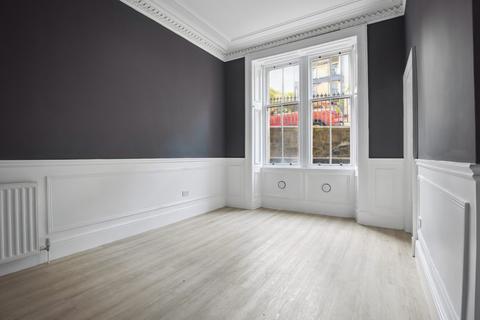 2 bedroom flat for sale, B/2, 166 Great George Street, Hillhead, G12 8AJ