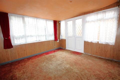 2 bedroom end of terrace house for sale, Croft Road, Clacton on Sea