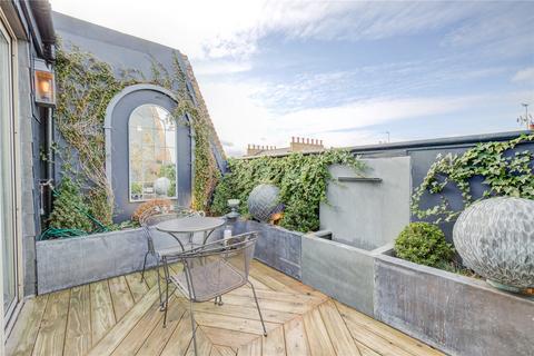 2 bedroom penthouse to rent, Danbury Street, Angel, Islington, London, N1