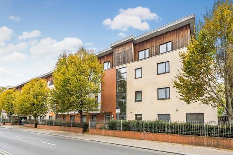 3 bedroom flat for sale, Evelyn Street, Deptford