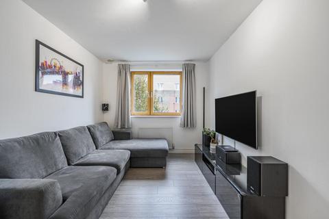 3 bedroom flat for sale, Evelyn Street, Deptford