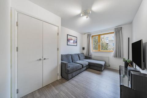 3 bedroom flat for sale, Evelyn Street, Deptford