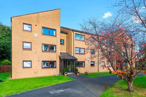 2 bedroom flat to rent, Clark Place, Inverleith, Edinburgh, EH5