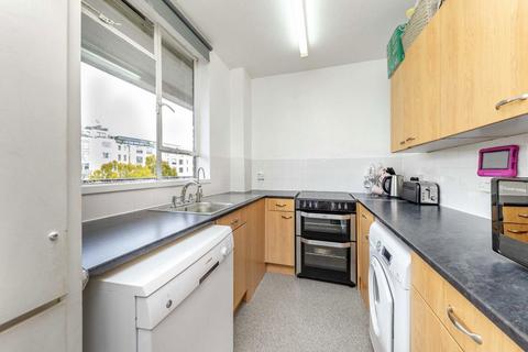 1 bedroom flat to rent, Cruikshank Street, London WC1X