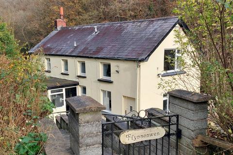 2 bedroom detached house for sale, Cynwyl Road, Carmarthen, SA33