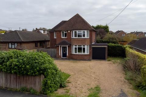 4 bedroom detached house for sale, Roman Road, Basingstoke RG23