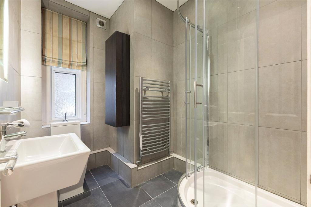 En Suite Shower