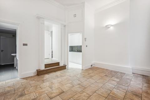 Studio to rent, 2 Mandeville Place, Marylebone, London