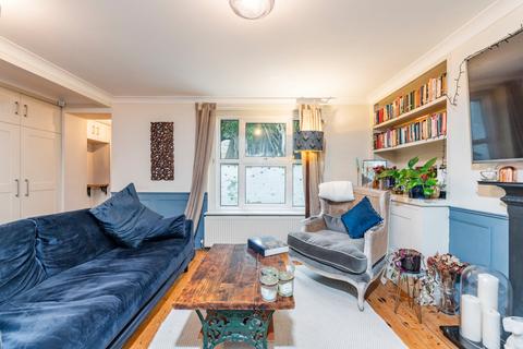 2 bedroom flat for sale, Gaisford Street, London