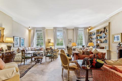 Cadogan Square, Knightsbridge
