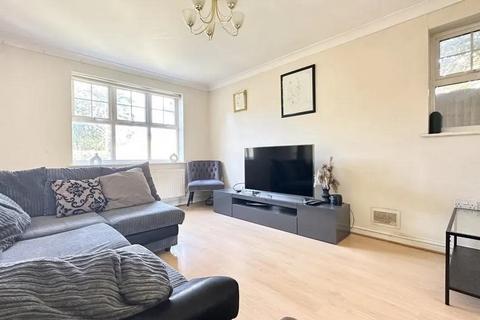 19 Atlantic Close, Swanscombe, DA10 0LJ