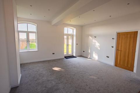 5 bedroom bungalow for sale, Watts Quarry Lane, Somerton