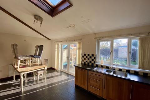 3 bedroom semi-detached house for sale, Avon Road, Solihull