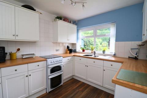 2 bedroom terraced house for sale, Greenfields Road, Shelfield