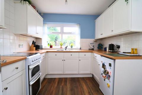 73 Greenfields Road, Walsall, WS4 1RT