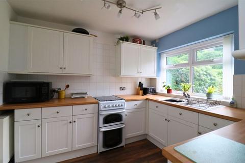 73 Greenfields Road, Walsall, WS4 1RT