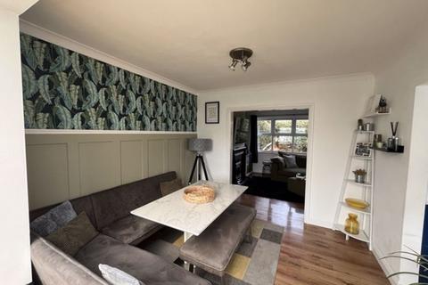 2 Ancaster Avenue, Grimsby, DN33 3LJ