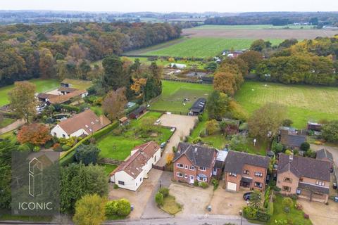 6 bedroom detached house for sale, The Turn, Hevingham, Norwich