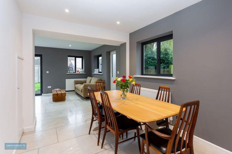 Dining Room /...