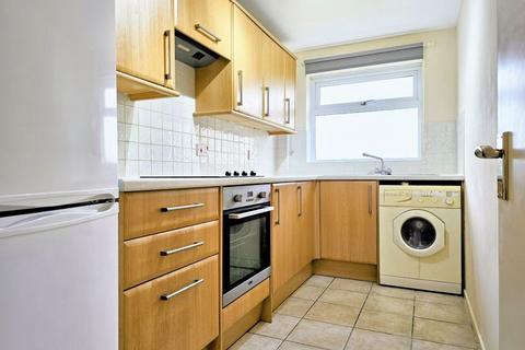 1 bedroom maisonette to rent, Redhall Road, Lower Gornal