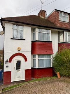 3 bedroom semi-detached house to rent, 3 bedrooms, Engel Park, NW7