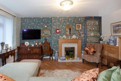 10 Silver Close, Biddulph, Stoke-on-trent, ST8 6JR