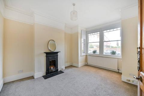 2 bedroom maisonette to rent, Sidney Road, St Margarets, Twickenham, TW1