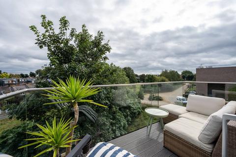 1 bedroom flat for sale, Lower Richmond Road, West Putney, London, SW15