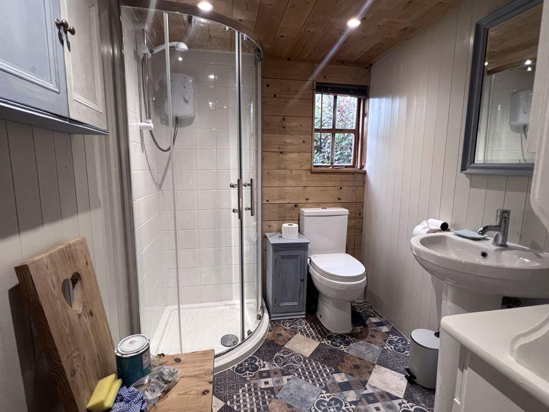 Lodge Shower Room