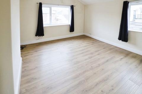 3 bedroom apartment to rent, Cottingham Road, Hull