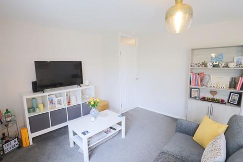 2 bedroom apartment to rent, Chichester House, Exeter