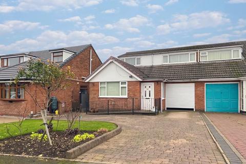 3 bedroom semi-detached bungalow for sale, Deerfold Crescent, Burntwood, WS7 9AX