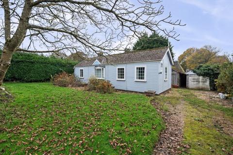 2 bedroom detached bungalow for sale, London Road, Flimwell