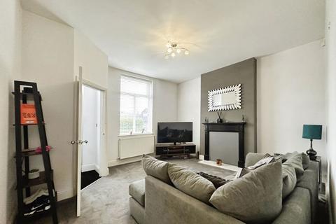 2 bedroom terraced house for sale, Manchester Road, Bury