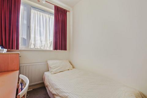 2 bedroom maisonette for sale, Imperial Close, Harrow