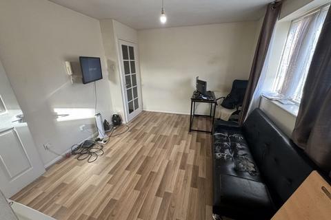 1 bedroom flat for sale, Dehavilland Close, Northolt