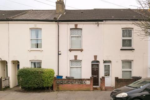 2 bedroom terraced house to rent, Leslie Grove, East Croydon