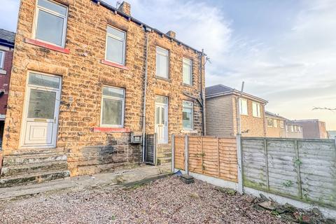 2 bedroom terraced house to rent, Victoria Street, Birstall, Batley, WF17 9ET