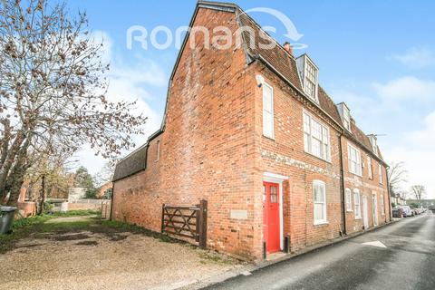 4 bedroom semi-detached house to rent, Brunswick Street, Reading